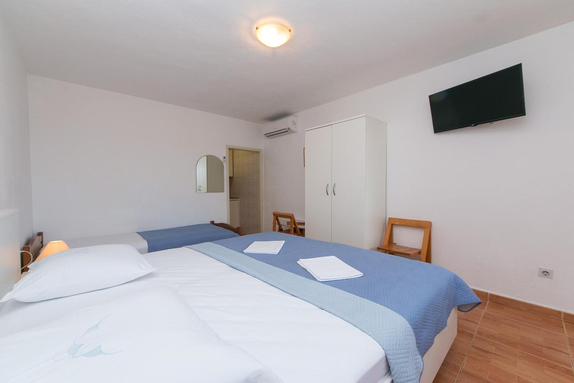 Apartments And Rooms By The Sea Brela, Makarska - 2752 Zimmer foto