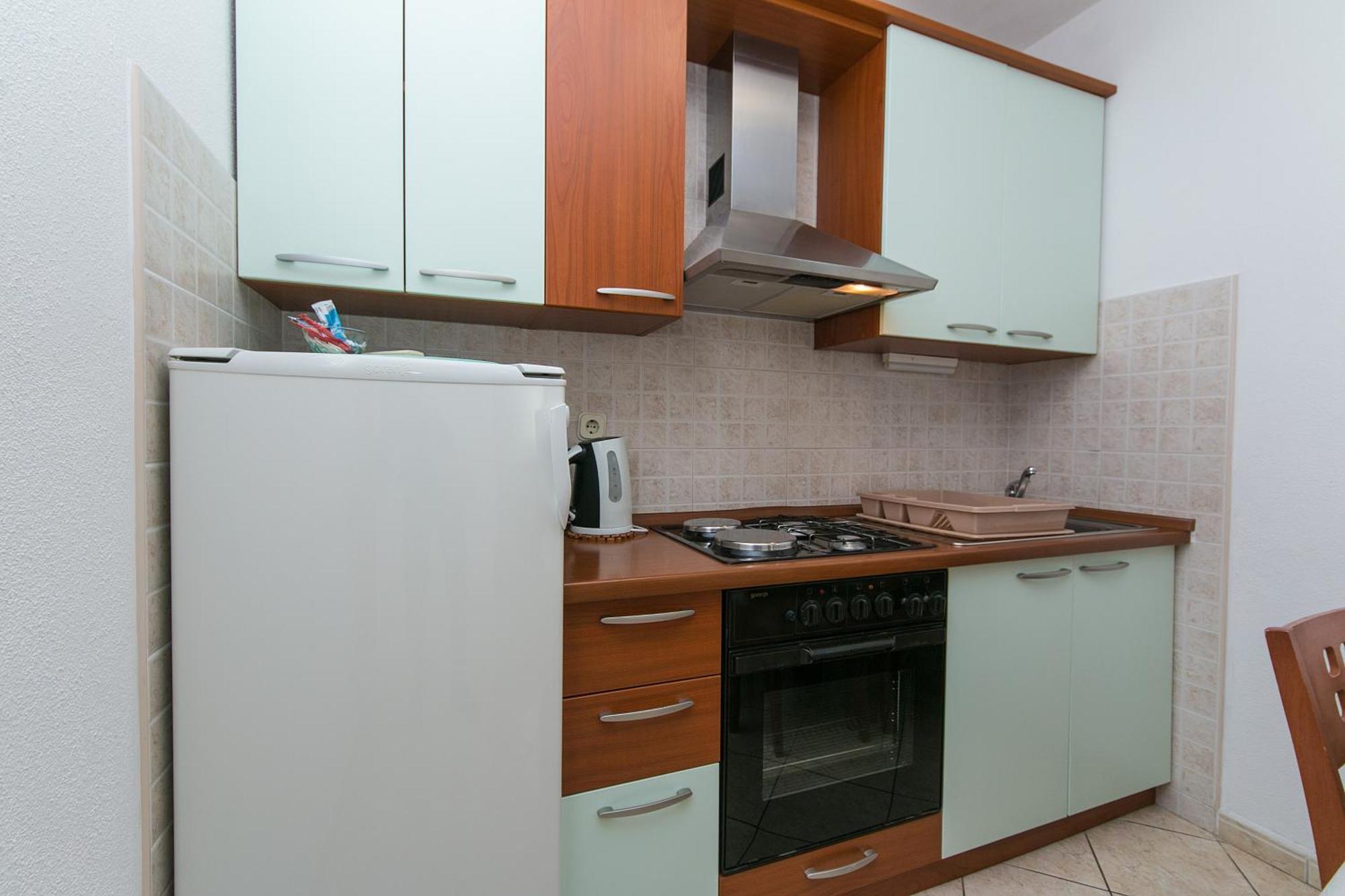 Apartments And Rooms By The Sea Brela, Makarska - 2752 Exterior foto