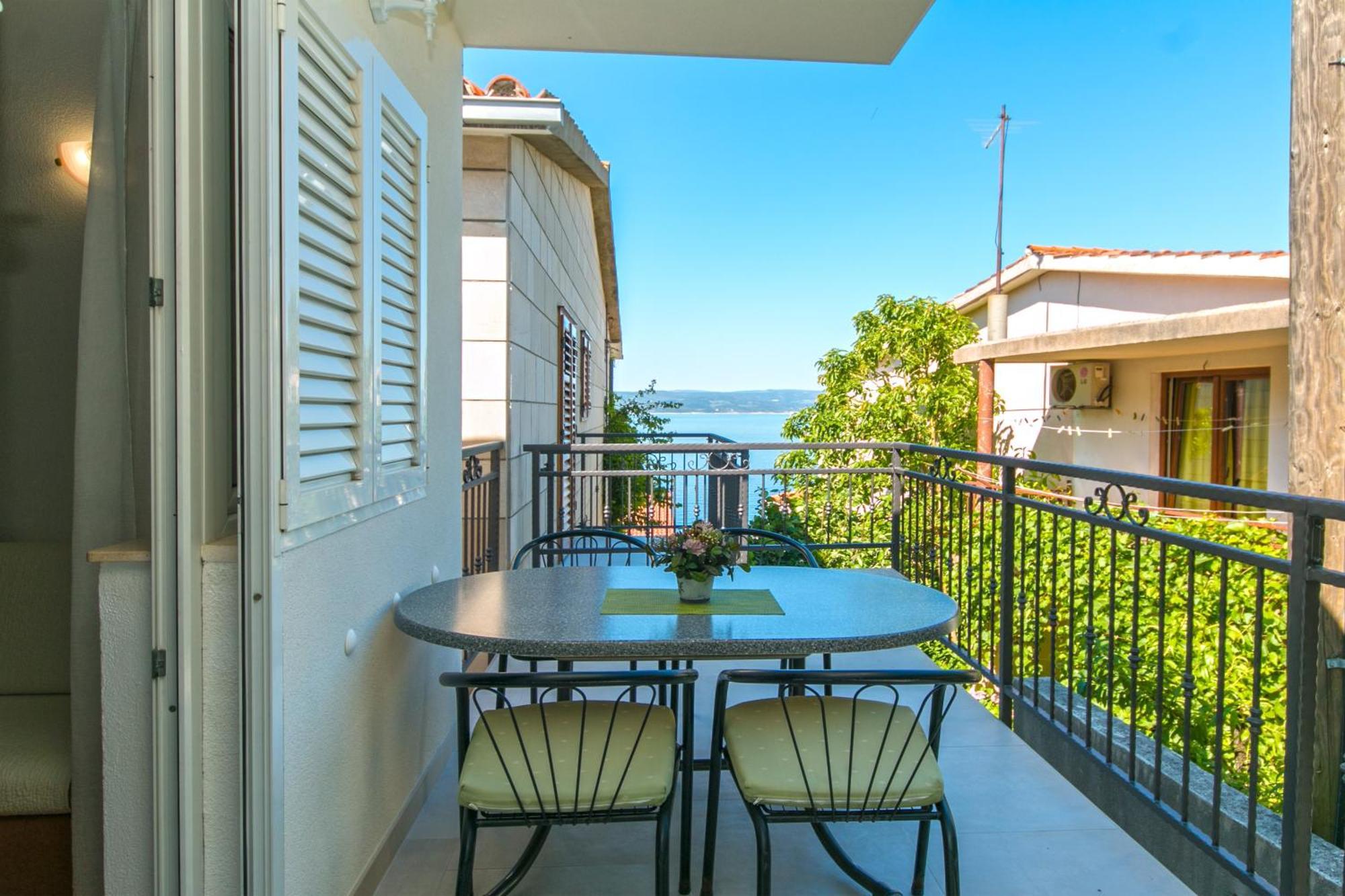 Apartments And Rooms By The Sea Brela, Makarska - 2752 Exterior foto