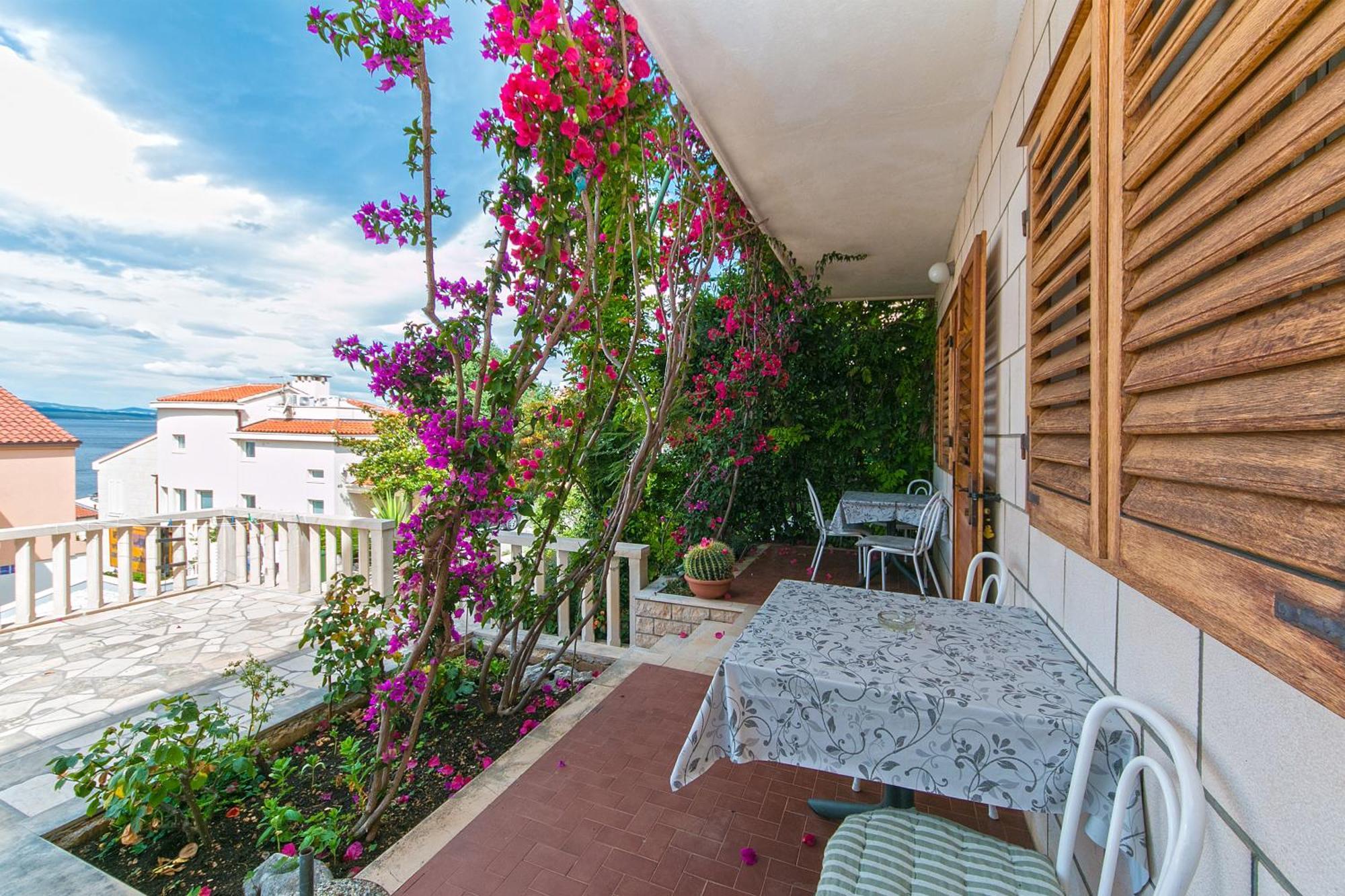Apartments And Rooms By The Sea Brela, Makarska - 2752 Exterior foto
