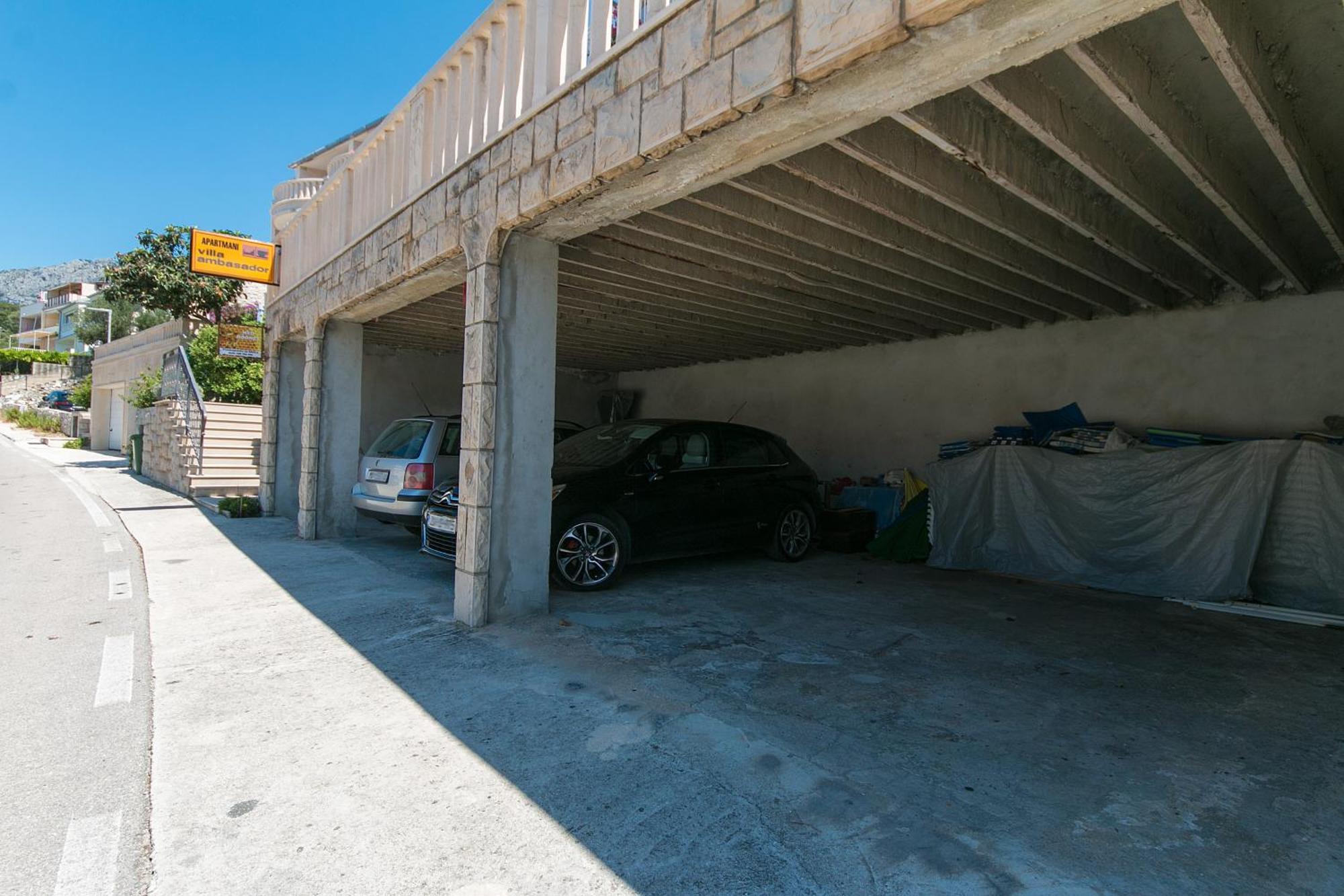 Apartments And Rooms By The Sea Brela, Makarska - 2752 Exterior foto
